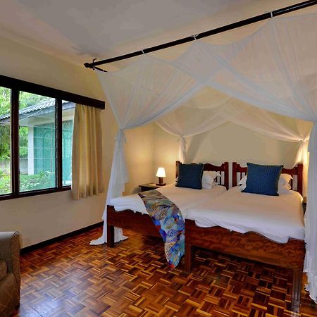 Mnarani Beach Club Kilifi Buitenkant foto