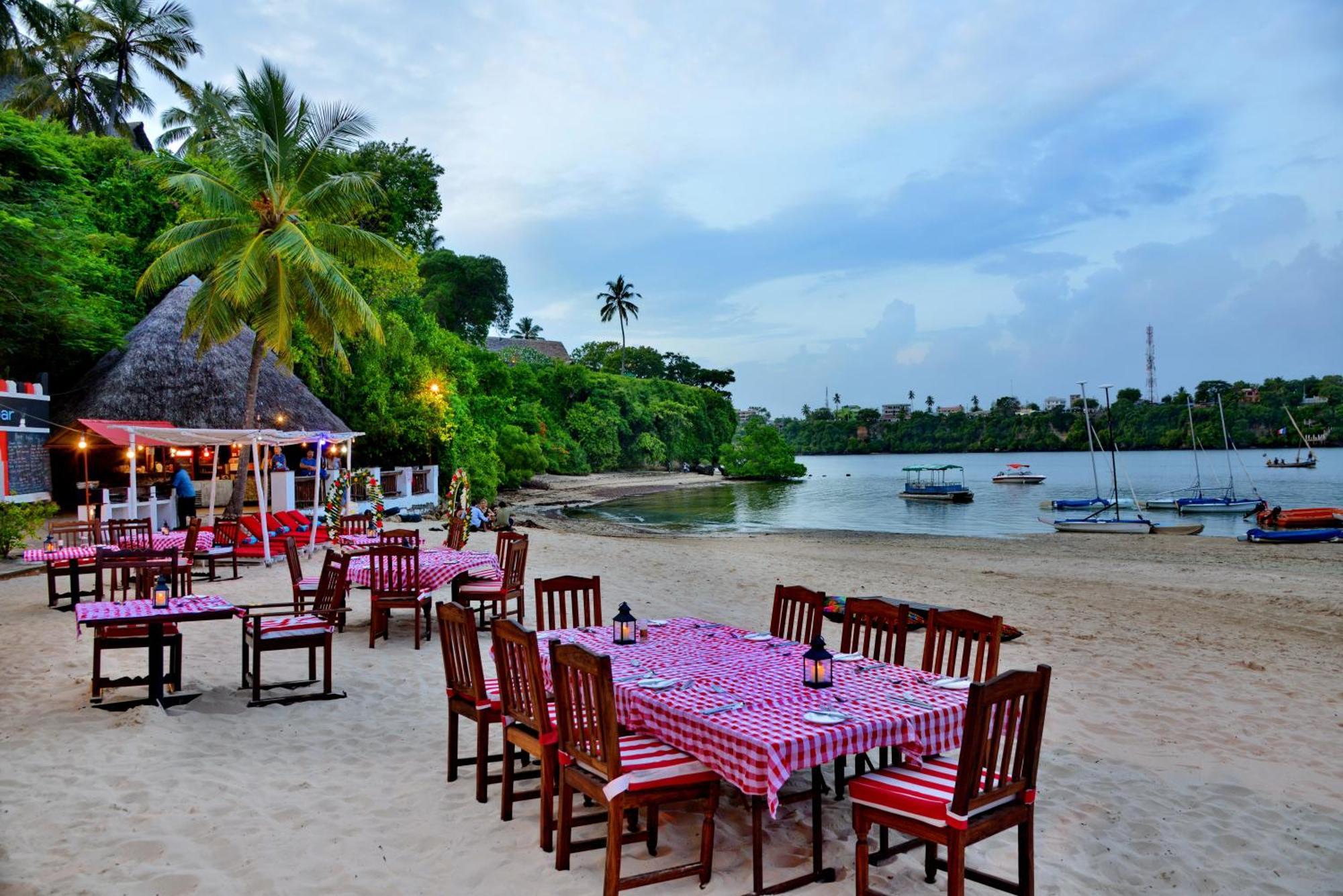 Mnarani Beach Club Kilifi Buitenkant foto
