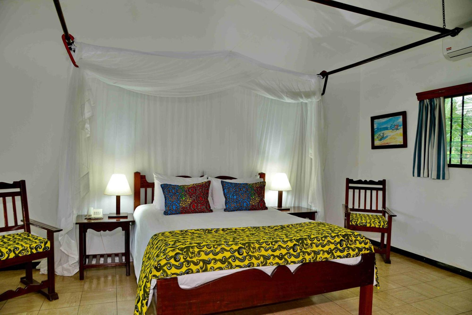 Mnarani Beach Club Kilifi Buitenkant foto